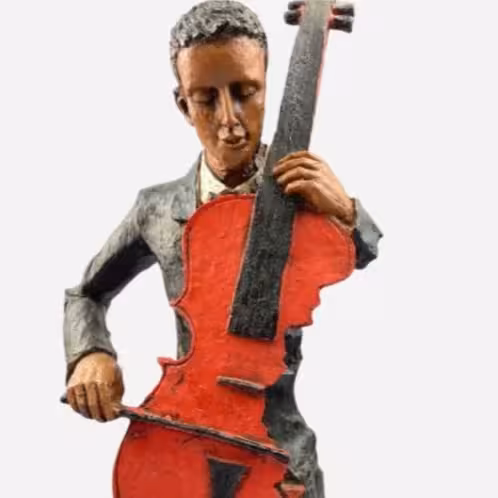 مجسمه مدل نوازنده ویولن سل