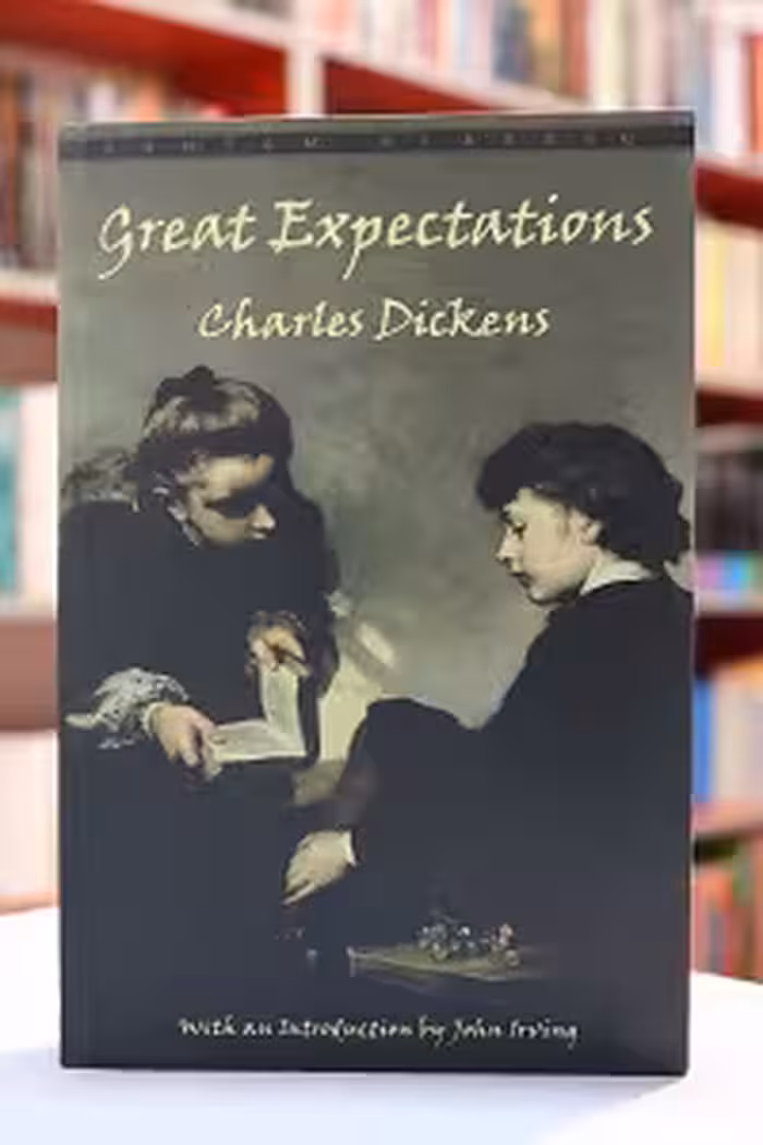 Great Expectations اثر Charles Dickens