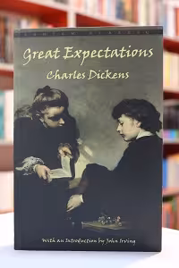 Great Expectations اثر Charles Dickens