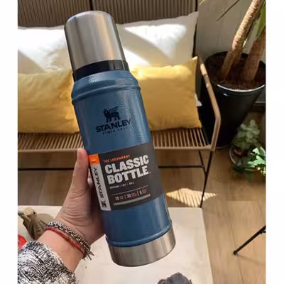 فلاسک استنلی مدل CLASSIC LEGENDARY کد F2022 گنجایش 0.75 لیتر