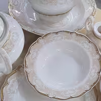 سرویس چینی بن چاینا استخوانی پردیس طرح مارتا رزگلد برند ایزابل 98 پارچه 12 نفره