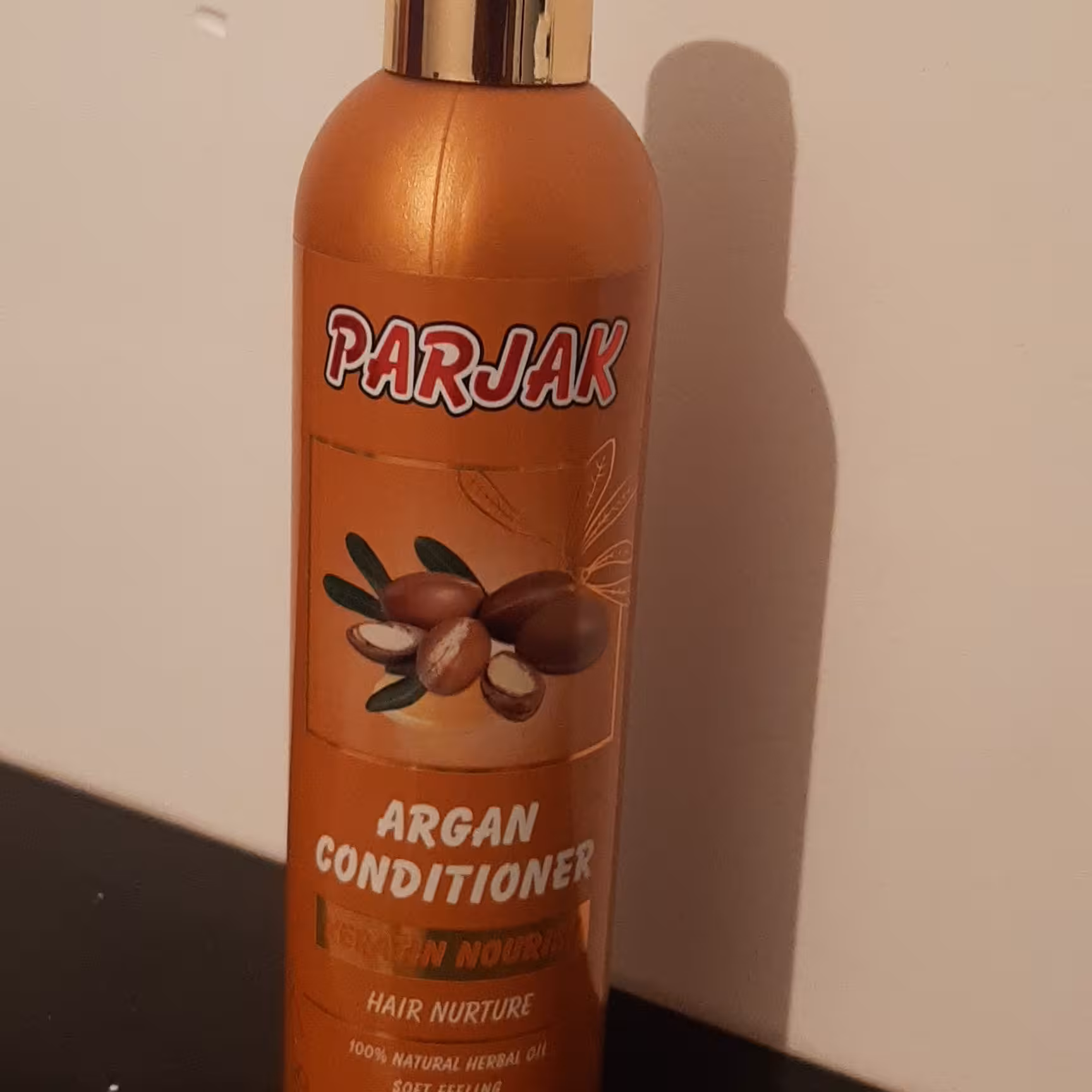 نرم کننده موی سر حاوی روغن آرگان کراتین