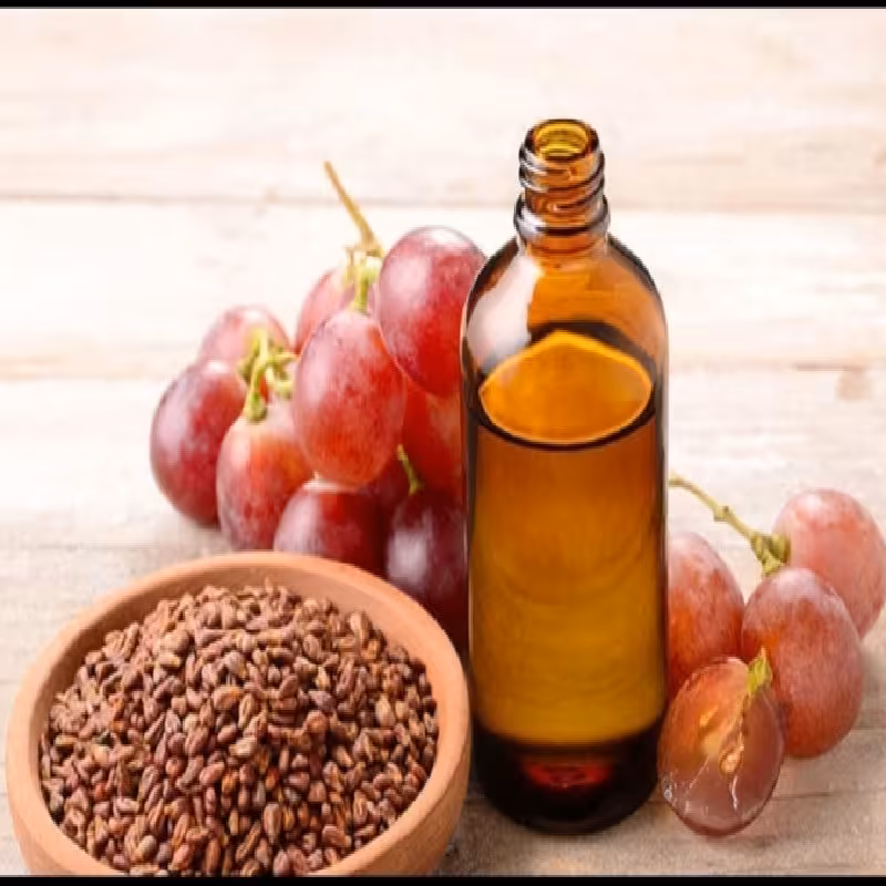 روغن هسته انگور خواص فروان مقوی استخوان و قلب صدردصد ارگانیک (20سی سی)