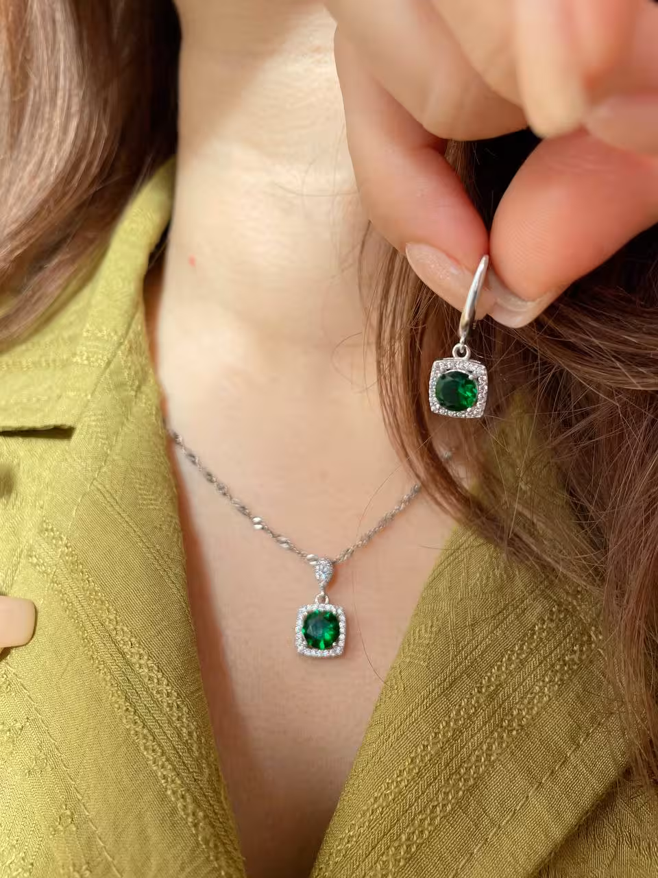 نیمست زمرد نقره جواهری کد 00227