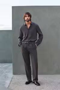 شلوار مردانه گاباردین قوس دار مناسب است H&M
