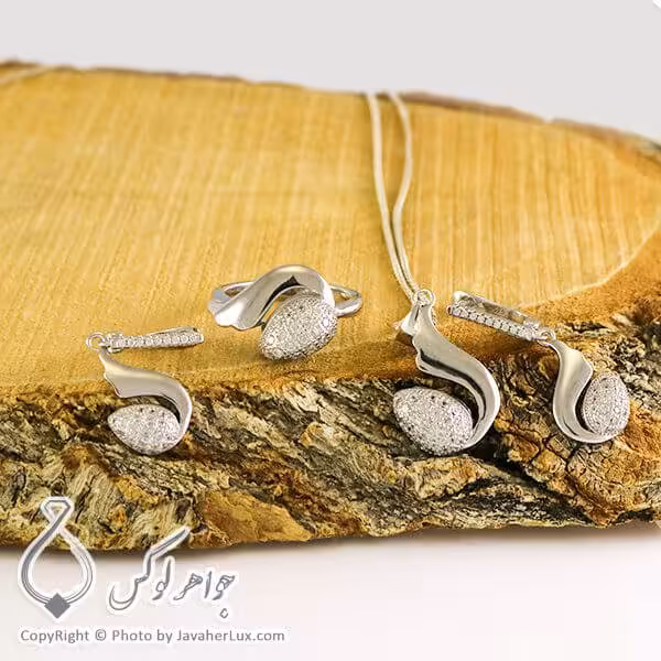 نیم ست نقره زنانه مدل لوسیا _ کد : 100287