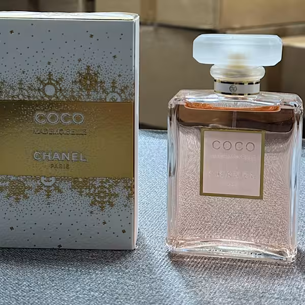 ادکلن کوکو  مادمازل باکس اورجینال    100 میل