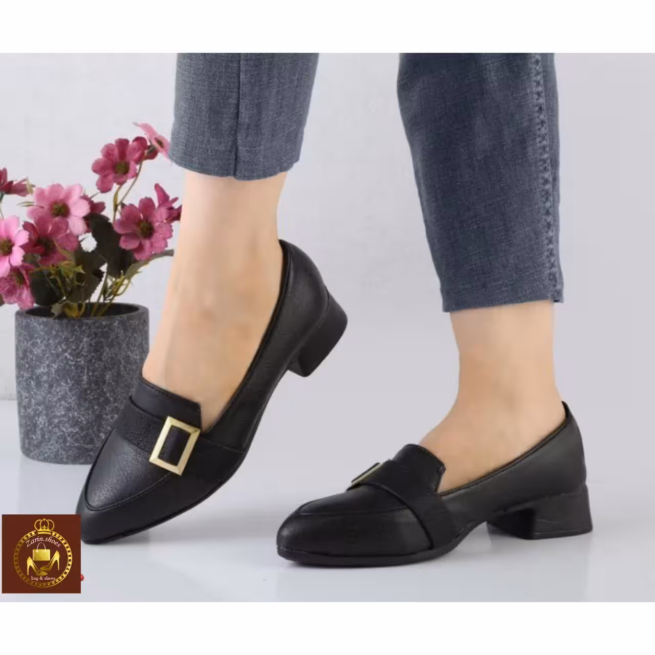 کالج زنانه پاشنه سه سانت