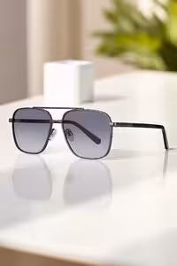 عینک آفتابی مردانه فیلتر UV400 با کیفیت 100% اورجینال و رنگ دودی مدل DKG6283C1 - 10287