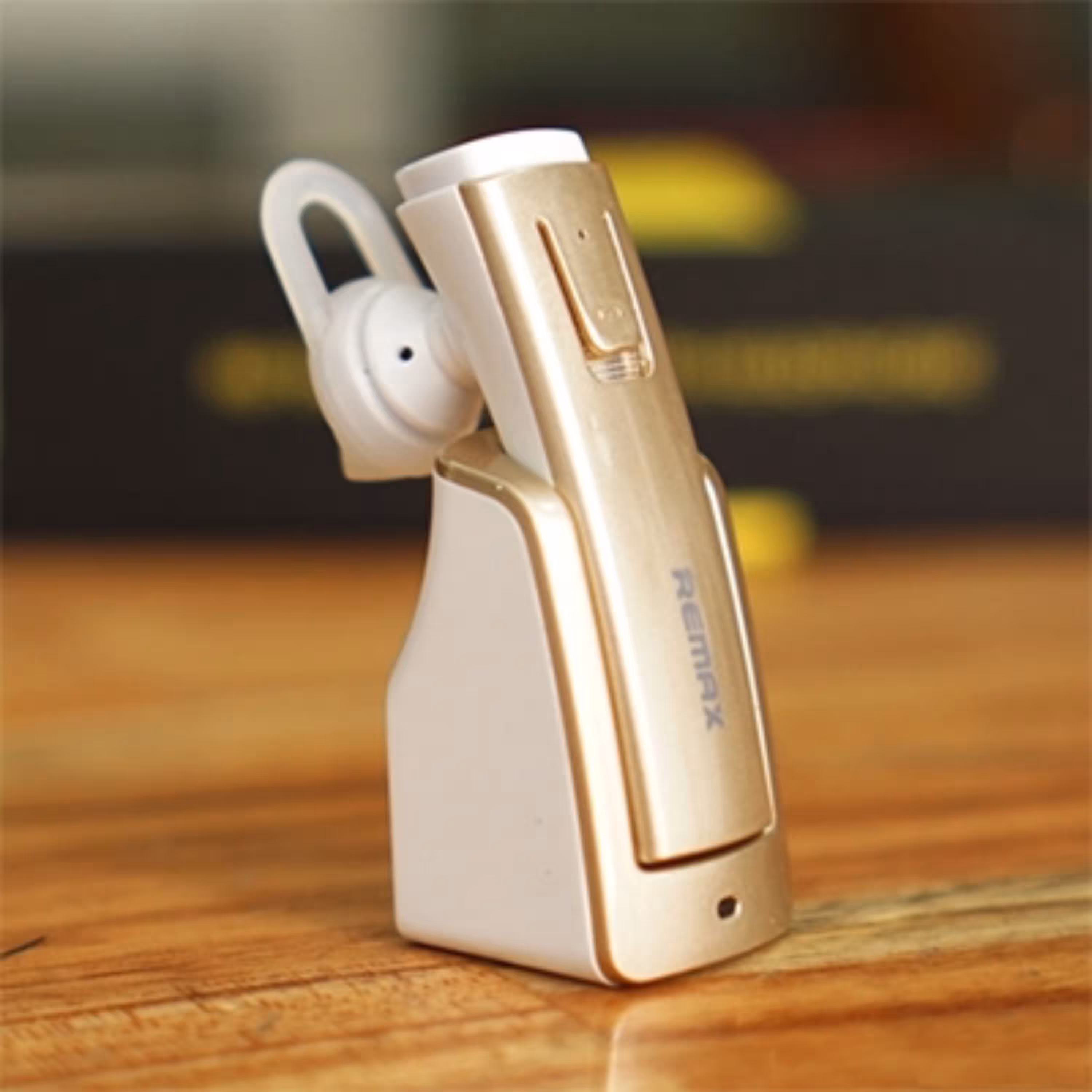 هدست بلوتوث ریمکس مدل RB-T6C