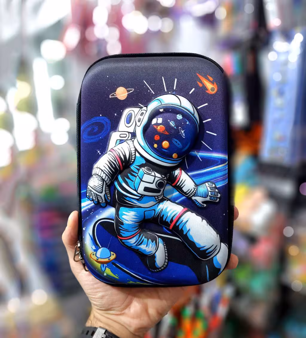 جامدادی کتابی سه بعدی بزرگ طرح فضانورد