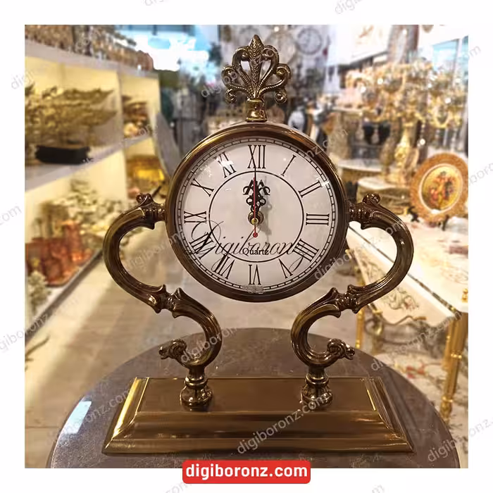 ساعت رومیزی فلزی طلایی و نقره ای