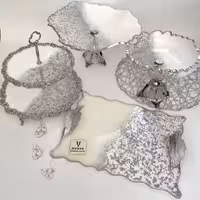 نیم ست پذیرایی 4تکه رزینی سفید نقره ای