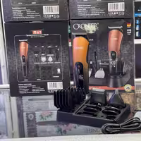ماشین اصلاح 11 کاره کرونیر مدل CR-899