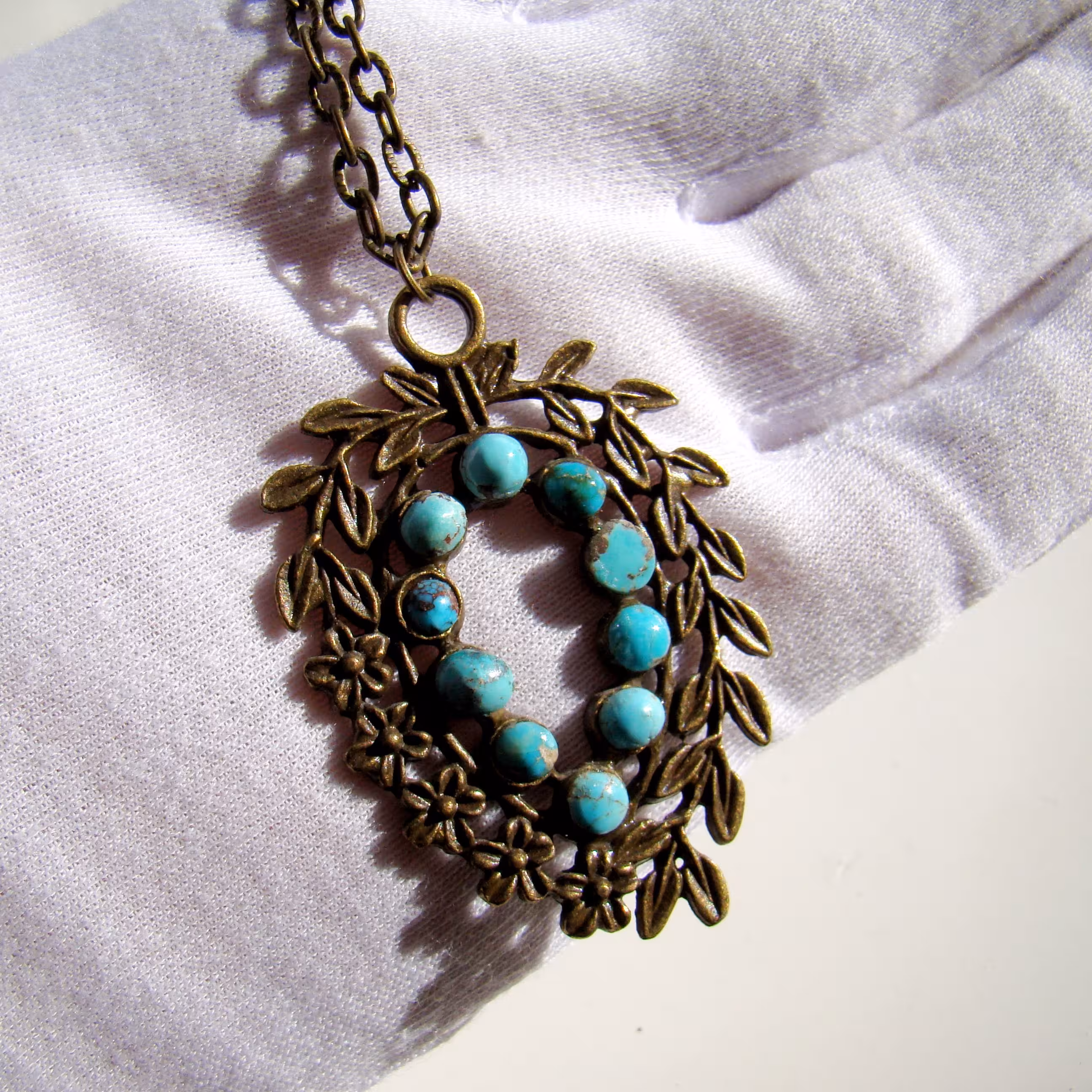 گردنی فیروزه نیشابوری برنزی