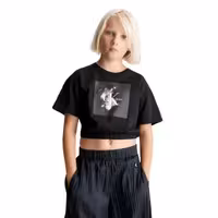 قیمت و خرید تاپ نوجوانی دخترانه مشکی کلوین کلین مدل Cropped Logo Graphic T-Shirt اورجینال
