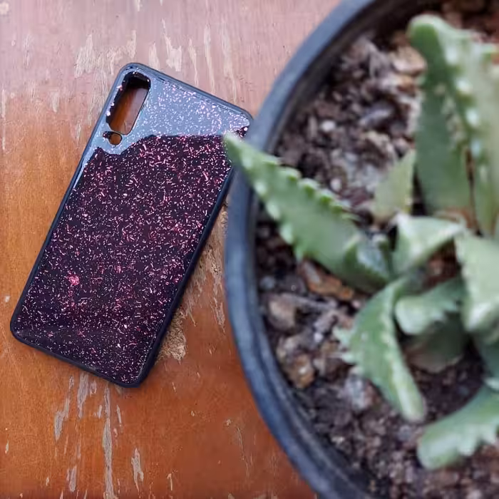 کاور گریفین مدل Shine مناسب برای گوشی موبایل سامسونگ Galaxy M20 