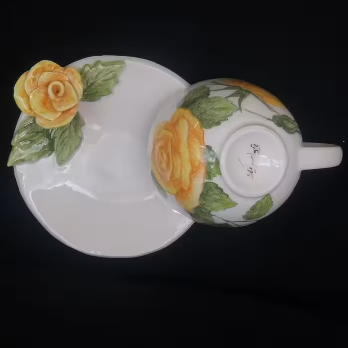  ست فنجان و نعلبکی سرامیکی هیوا مدل گل رز برجسته کد 10882355