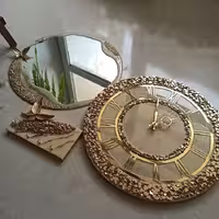 ساعت و ایینه