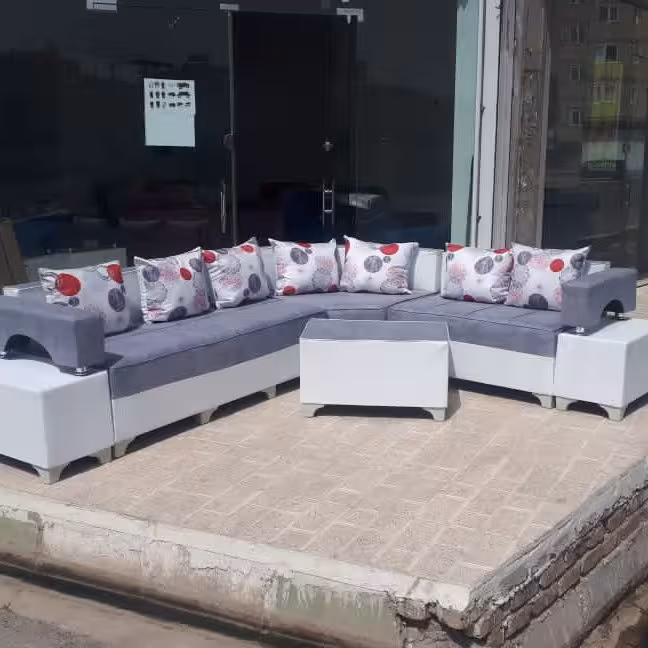 مبل ال دسته دار هزینه ارسال به پای مشتری هست 