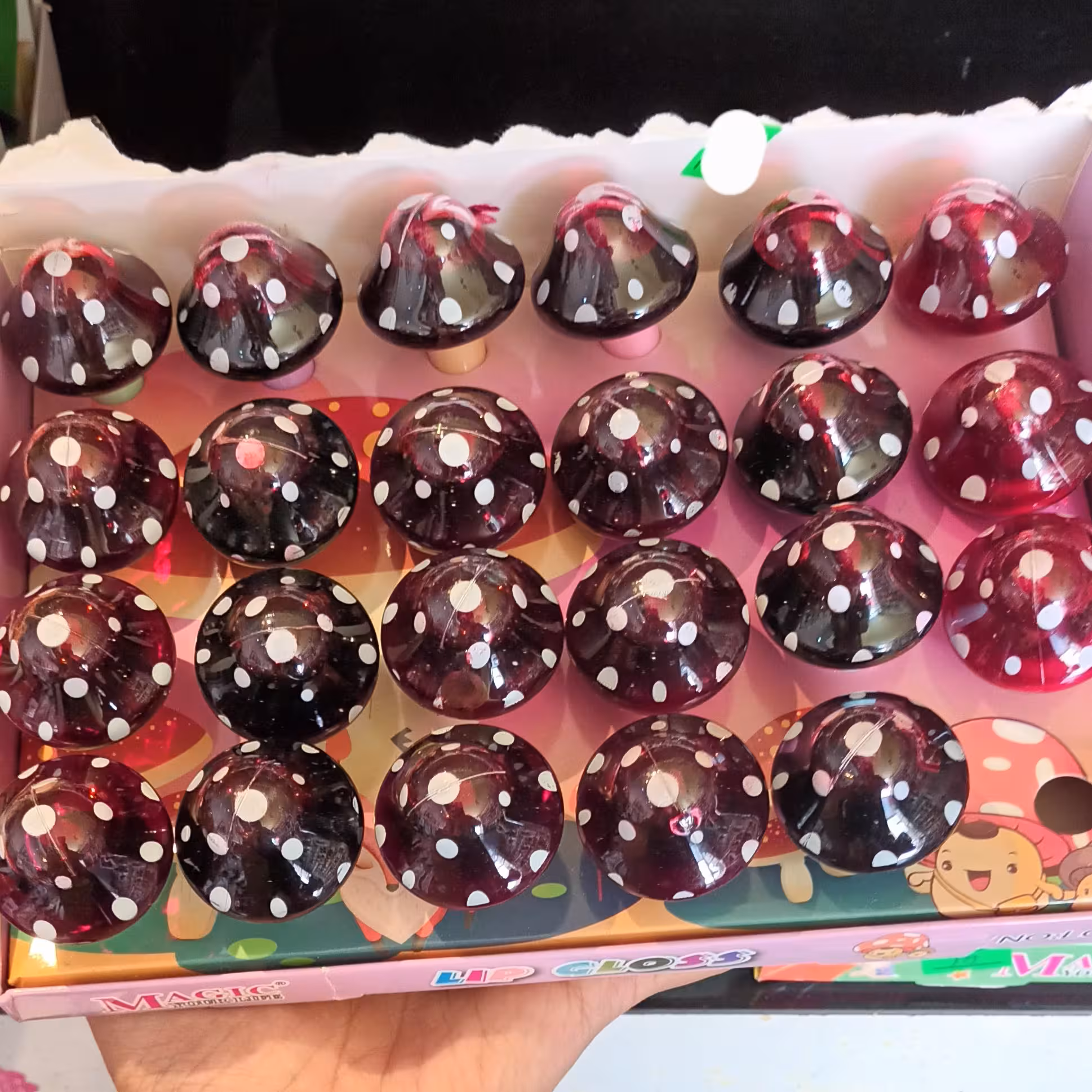 تینت لب قارچی