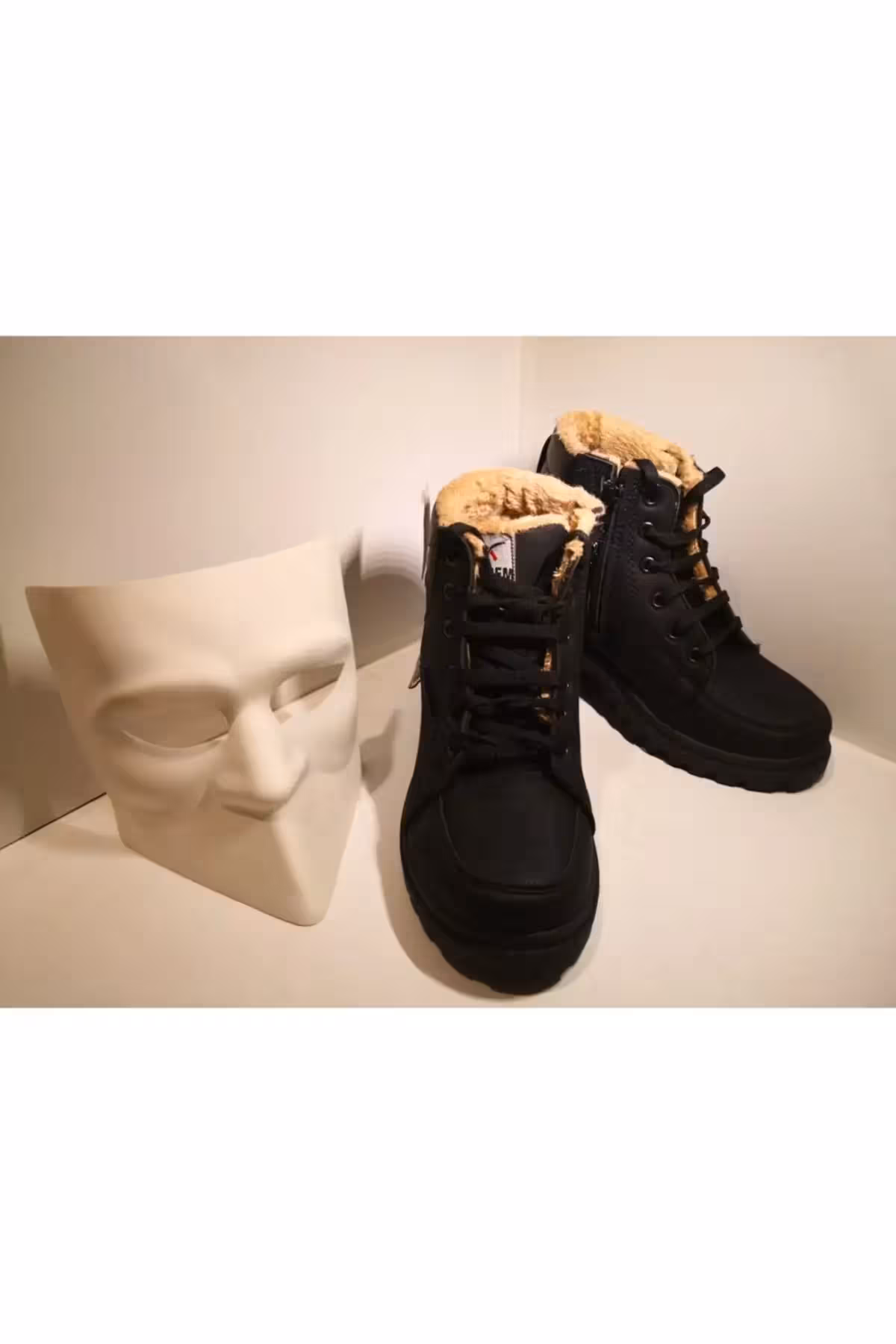 چکمه بچه گانه زیپ دار پشمی مشکی – 195