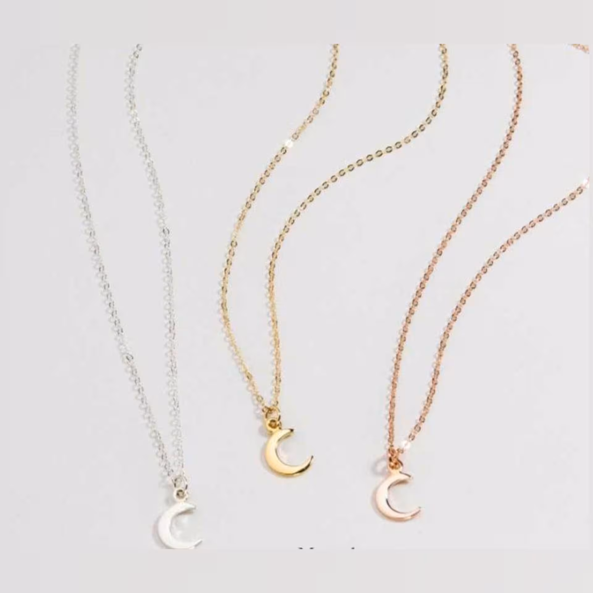 گردنبند نقره ماه مینیمال با روکش طلا