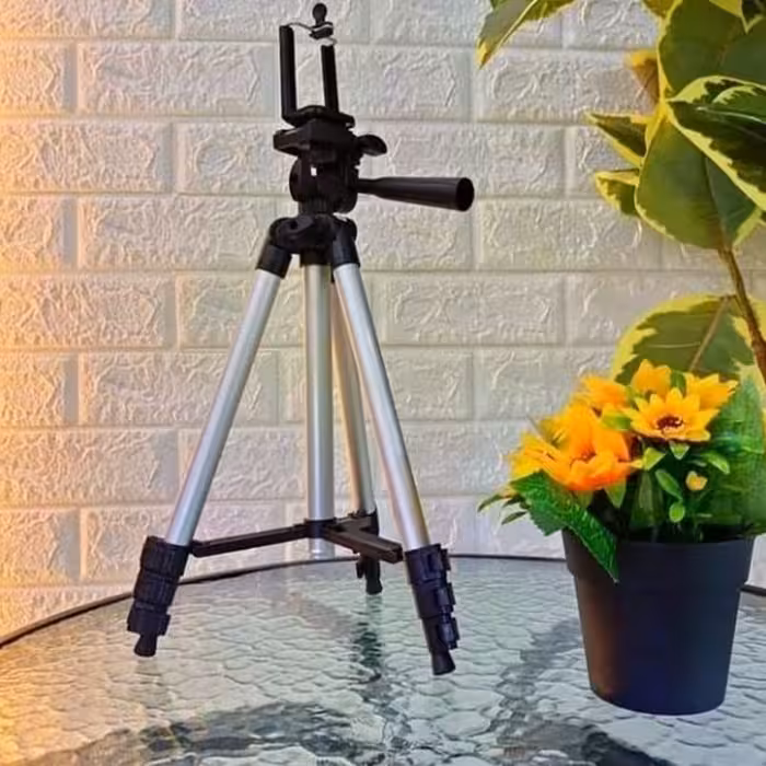سه پایه نگهدارنده گوشی و دوربین حرفه ای قابلیت افزایش ارتفاع تا 117 سانتی متر جنس المینوم