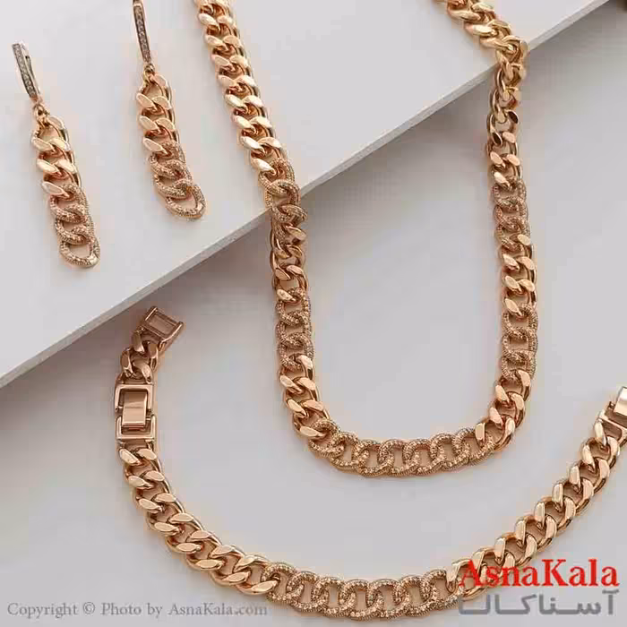 نیم ست زنانه کارتیر ژوپینگ شامل گوشواره و گردنبند و دستبند رنگ طلایی کد NIM141019W