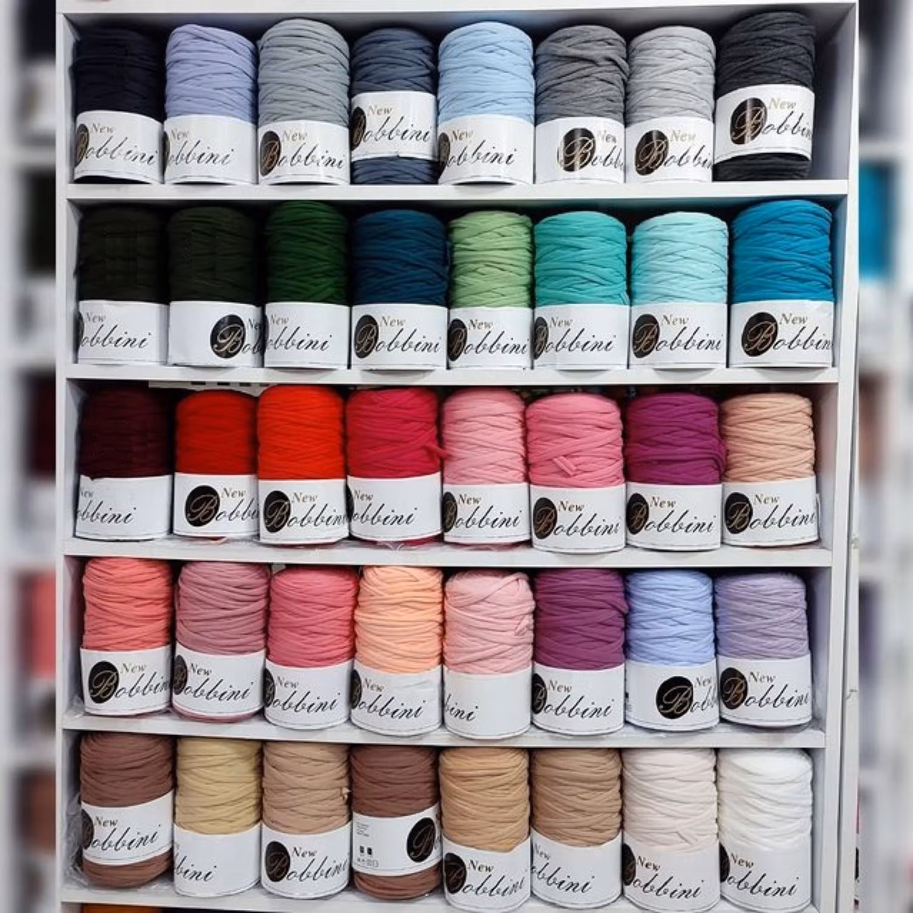 تریکو بوبینی رنگی (کلاف حدود 500 گرم) (رنگ انتخابی)(متراژ حدود 120 متر)