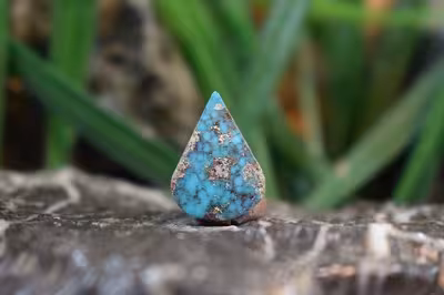 فیروزه نیشابور