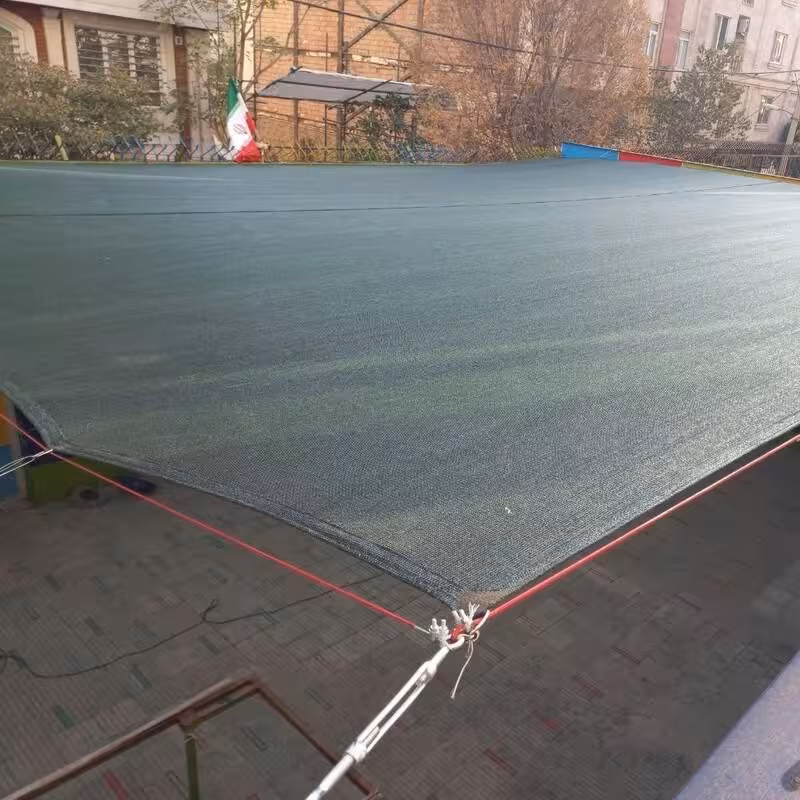 شید سایبان 80درصد 8در5 دور دوزی شده همراه با حلقه نصب