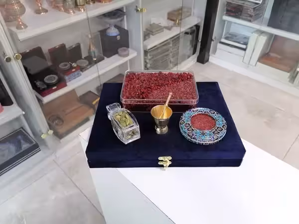 پک هدیه زرشک، زعفران و هل