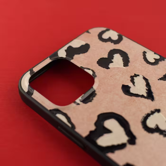 کاور مدل Love مناسب برای گوشی موبایل اپل iPhone 12 / 12 Pro به همراه پاپ سوکت 