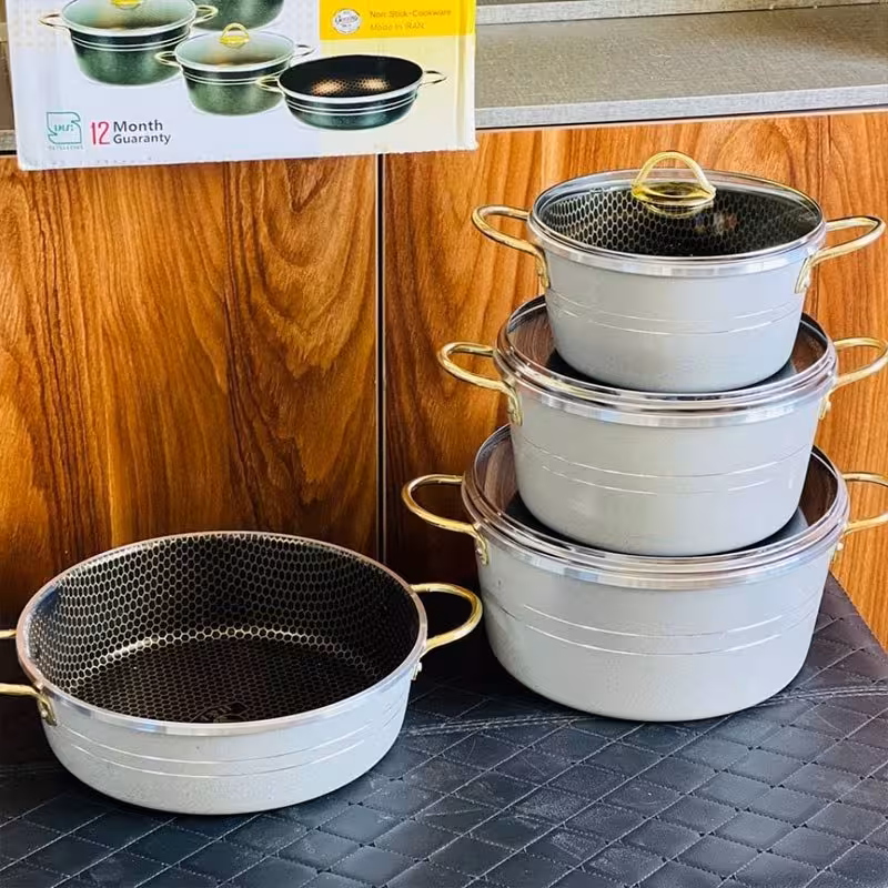 سرویس 7پارچه هلنا زنبوری دسته طلایی