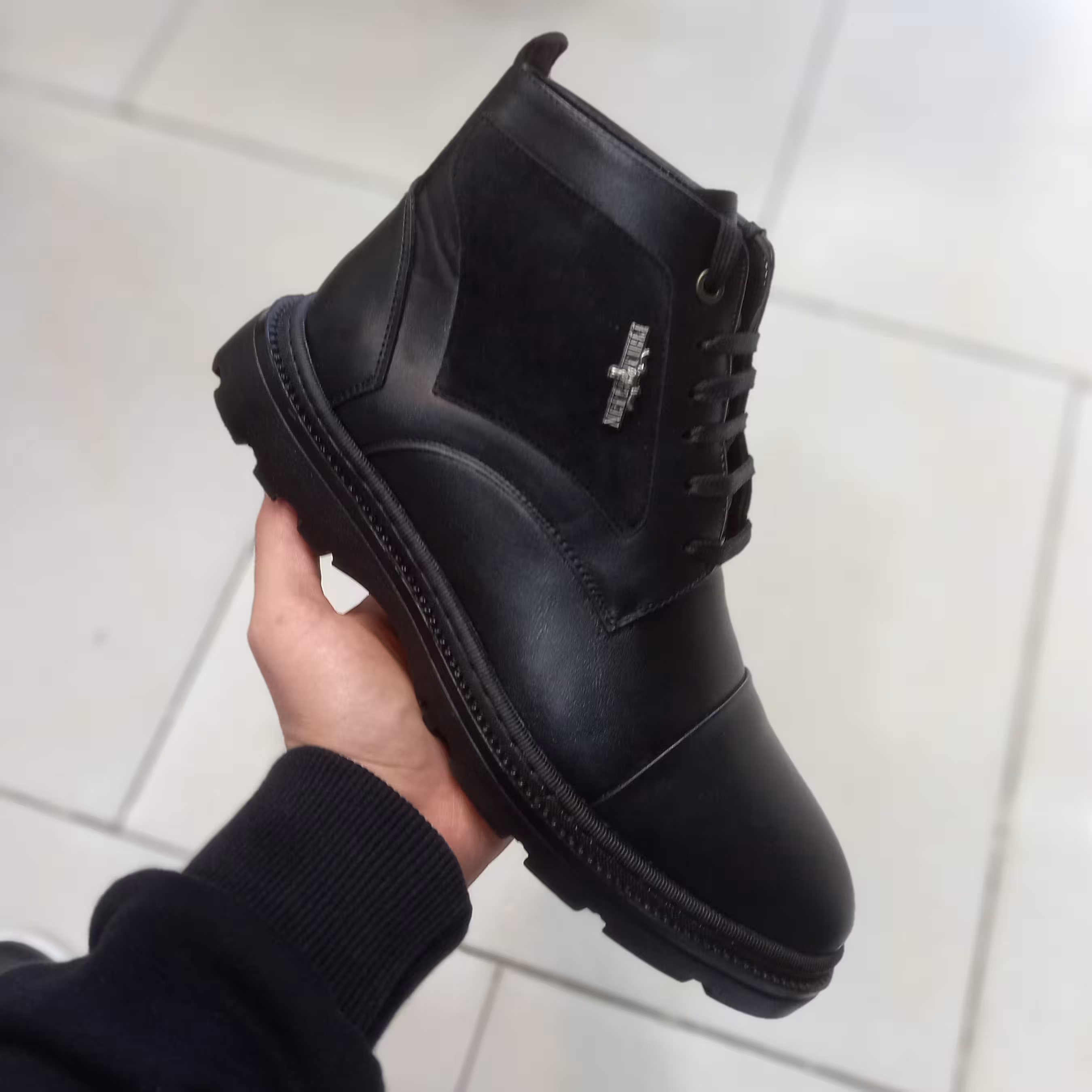 نیم بوت ساقدار چرم