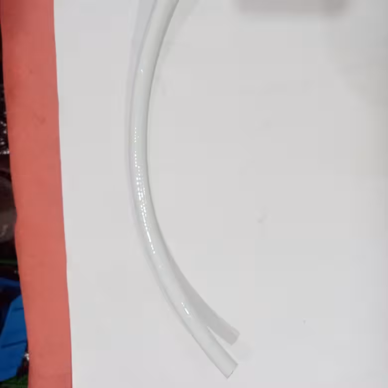 شیلنگ گاز 9 سفید یخچالی ( 5 متری )