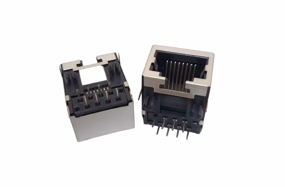 سوکت شبکه RJ45 فلزی روبردی