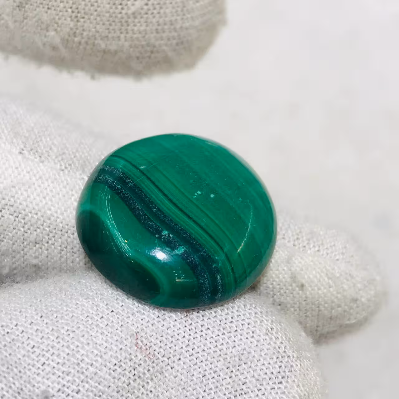 نگین مالاكيت سبز اصل كنگو تراش برلیان سایز 19*19