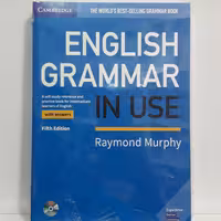 کتاب گرامر این یوز  زبان انگلیسی English Grammar in Use 5th به همراه Qr کد