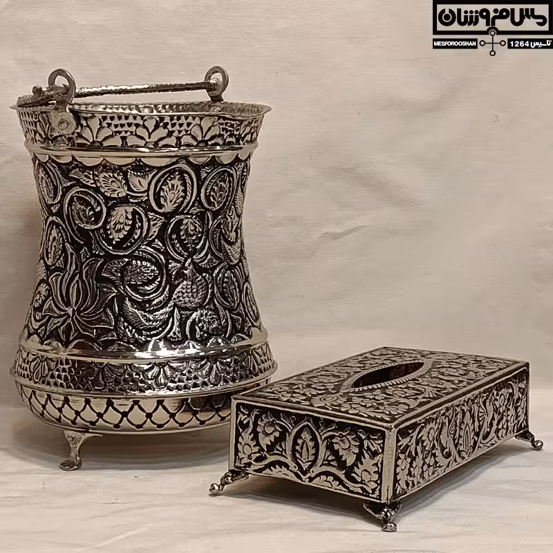 ست جادستمال کاغذی و سطل مسی قلمزنی دستساز اصفهان آبکاری کروم مدل شاناز