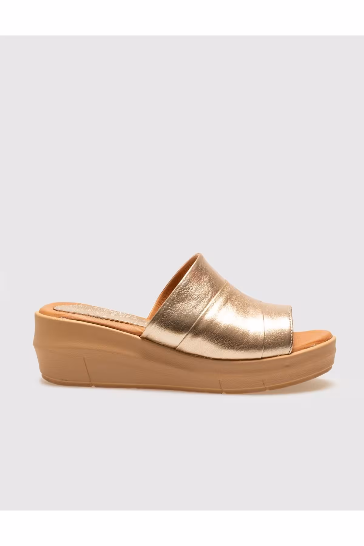 دمپایی طلایی زنانه پاشنه طلای چرمی واقعی Cabani