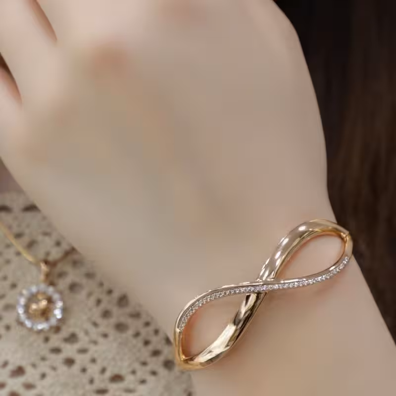 تک پوش برند ژوپینگ بدون ایجاد حساسیت یک لایه آبکاری طلا دارد رنگ ثابت