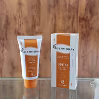 کرم ضد آفتاب رنگی درموبای DERMOBAY SPF65