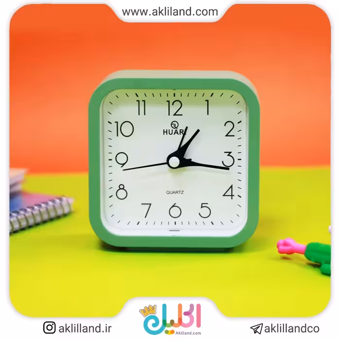 ساعت رومیزی مربعی ساده