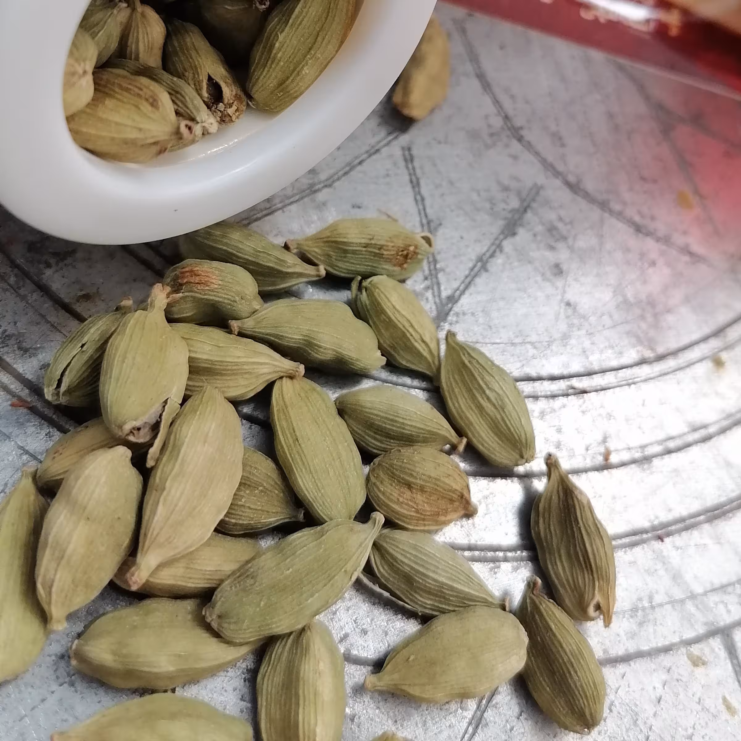 هل اکبر بنفش 