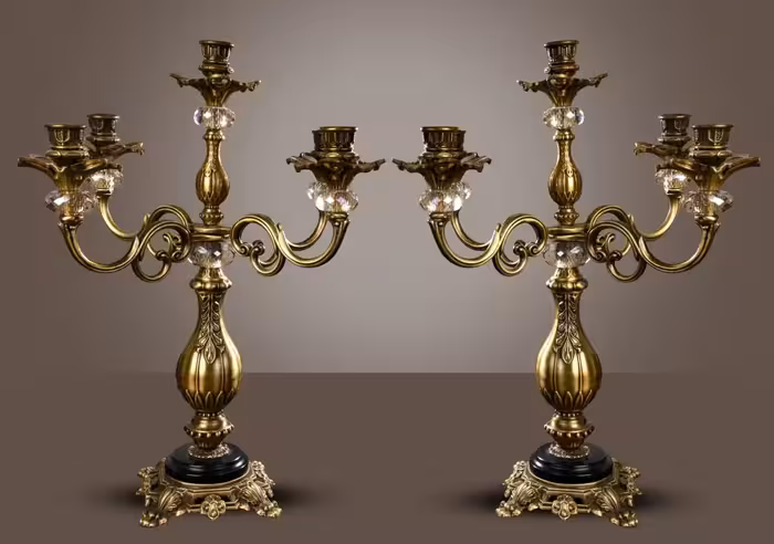 شمعدان سلطنتی پنج‌شاخه طلایی کوزه‌ای