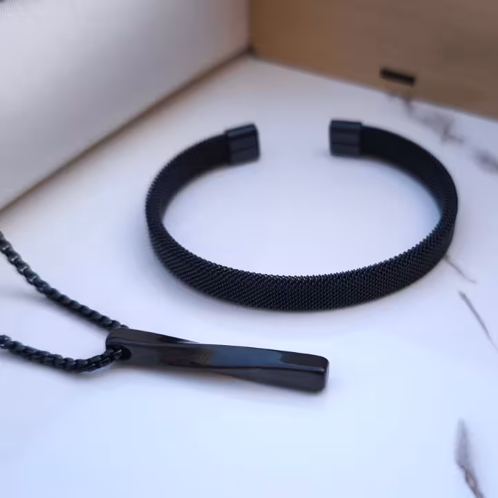 ست بنگل و گردنبند مشکی پسرانه استیل