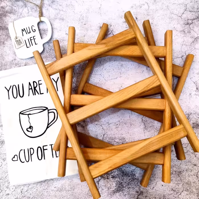 نردبان دکوراتیو چوبی تهیه شده از چوب با کیفیت راش