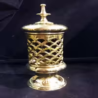 شمعدان برنجی طرح فانوس کد 58